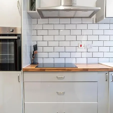 Cozy & Stylish 2bed Flat - Wifi - Parking - Garden - Bristl